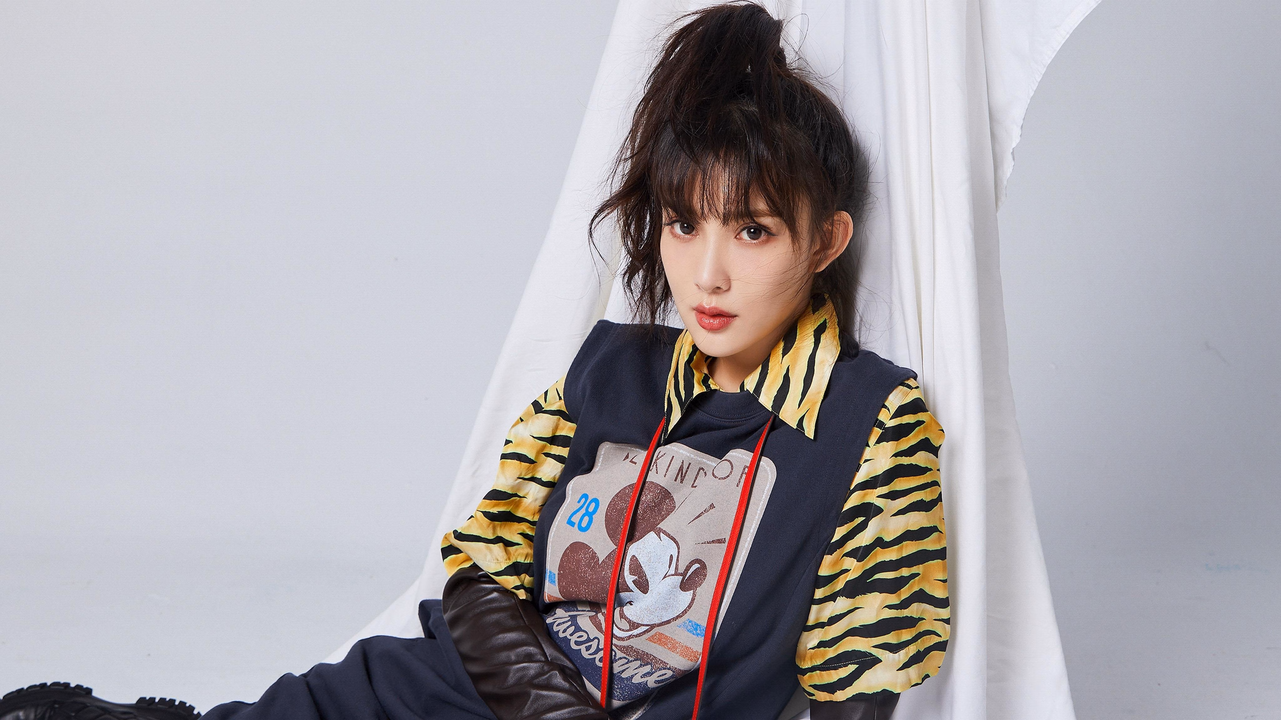 LEYU SPORTS中国官方网站-大牌球星表现起伏成争议焦点，大牌球队