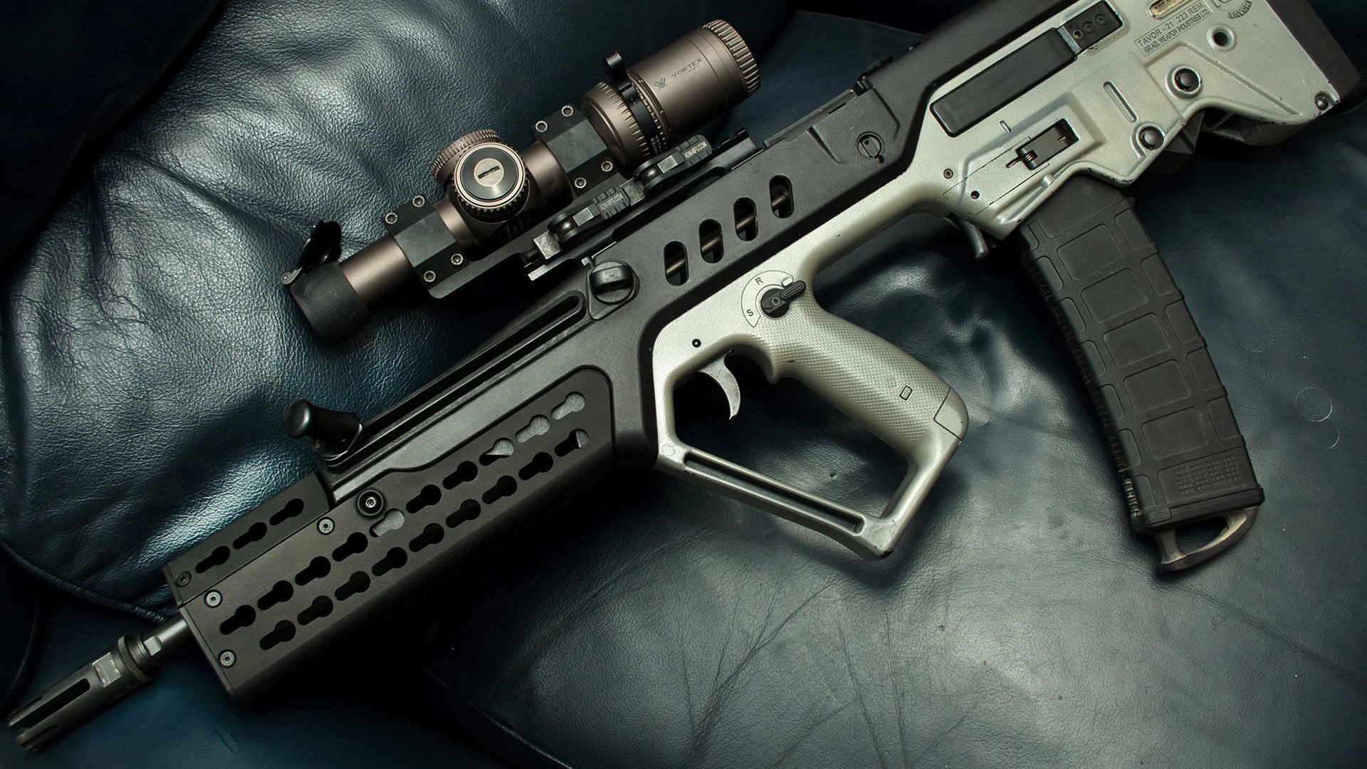 LEYU乐鱼体育官方网站-恩波利重用年轻球员构建未来核心，恩波利球衣