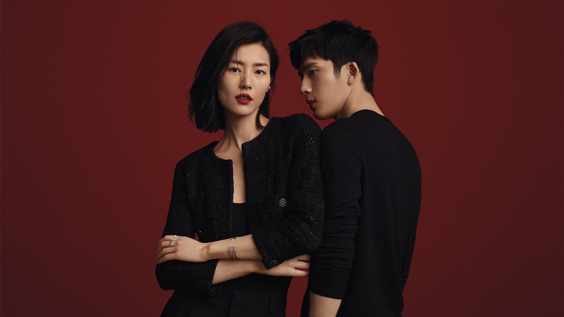 leyu乐鱼-李恩:全黑队进攻的发起人,他的传球总能撕开对方防线,李恩实比赛视频