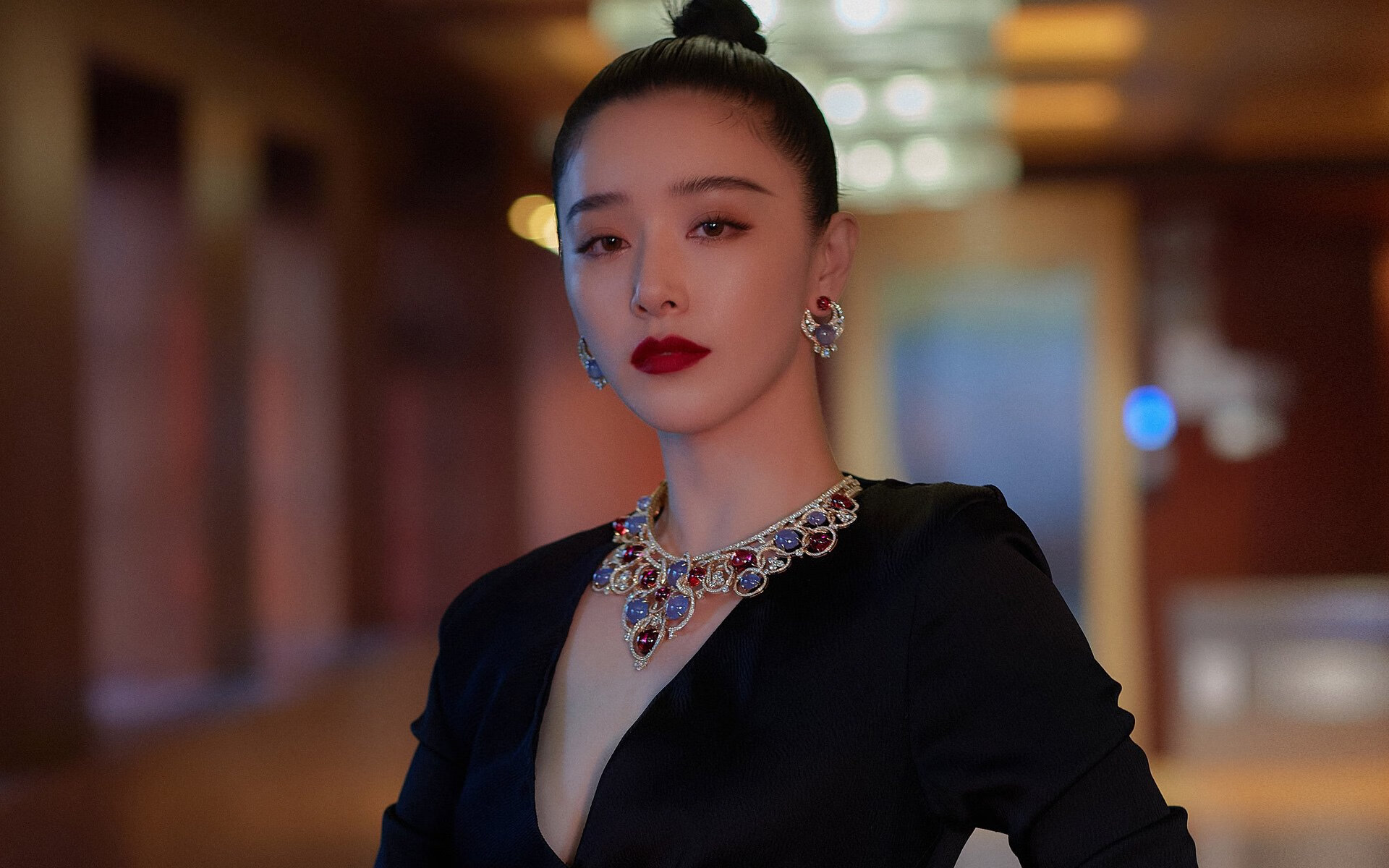 LEYU乐鱼体育官方网站-法甲新星闪耀:未来足球新领袖!,法甲新赛季宣传片