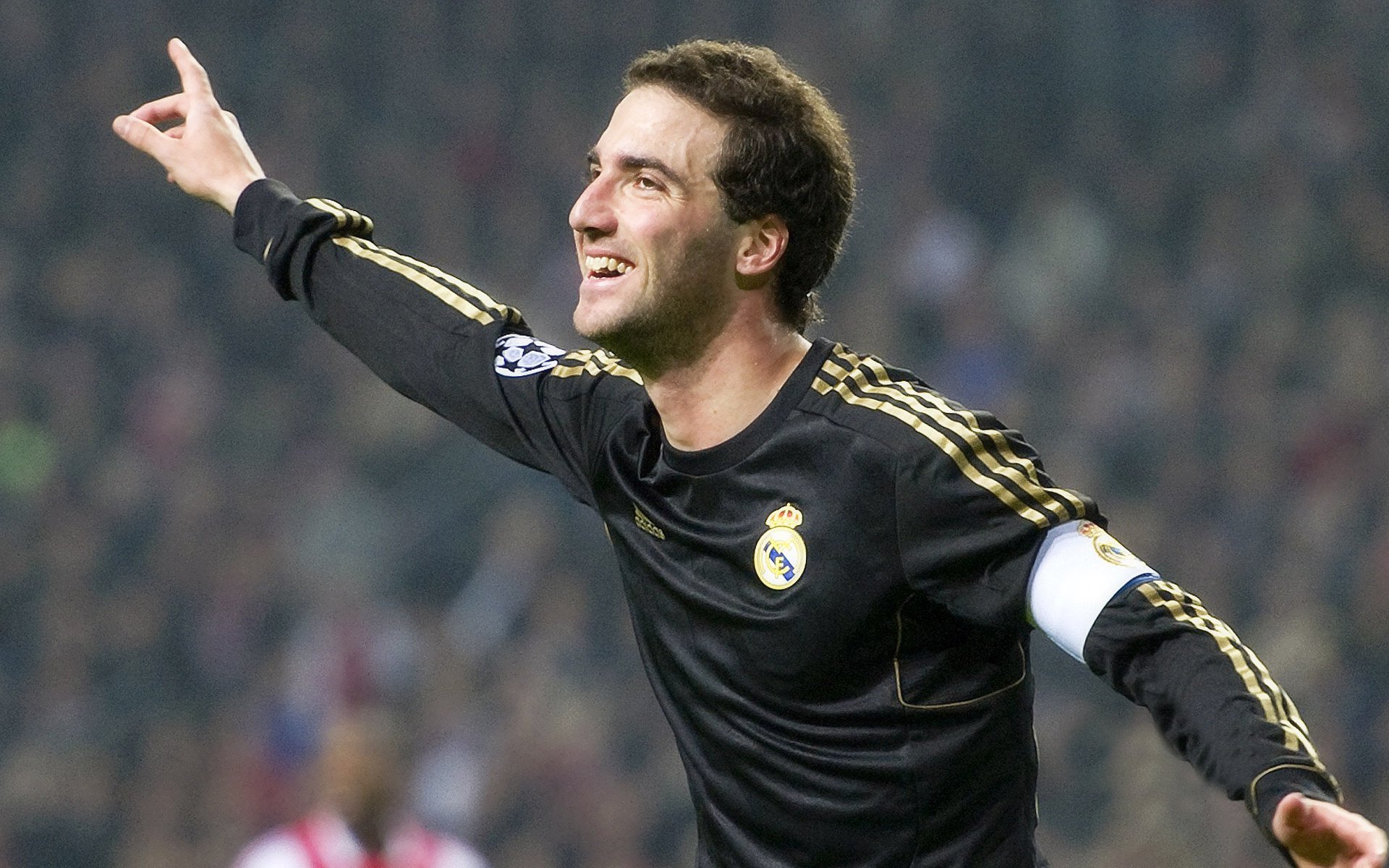 足球国家队新一期大名单公布，国家队足球最新排名