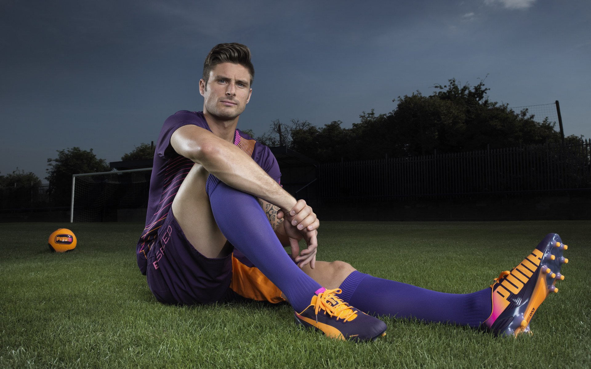 登贝莱登顶金球奖，开启梅西之后的新时代，登贝莱进球