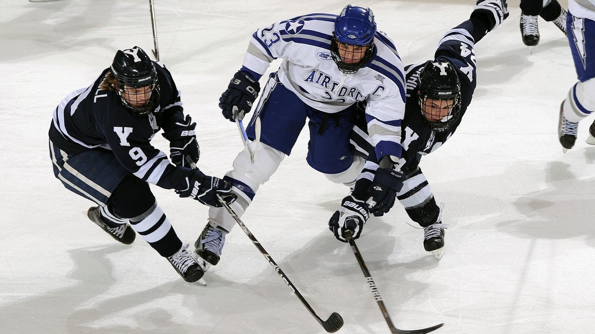 职业红线不能碰！违规炒股风险巨大，职业炒股叫什么